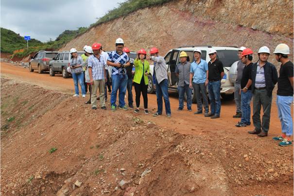 云南省水利厅到丘督查大龙山风电场水保工作