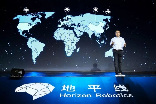 全球领先“中国芯”横空出世 智能驾驶加速产业化